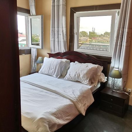 Residence Hoteliere Mb-202 C Douala Exterior photo