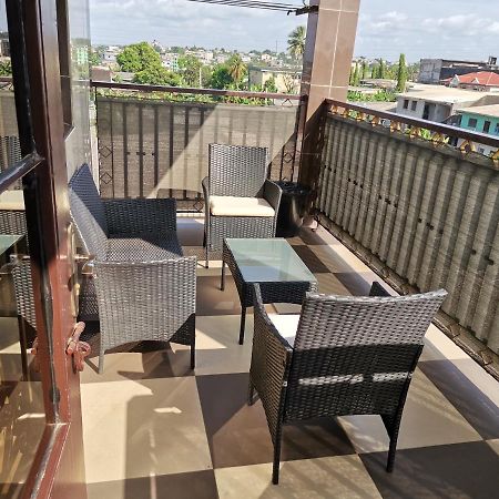 Residence Hoteliere Mb-202 C Douala Exterior photo