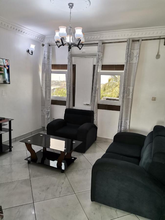 Residence Hoteliere Mb-202 C Douala Exterior photo